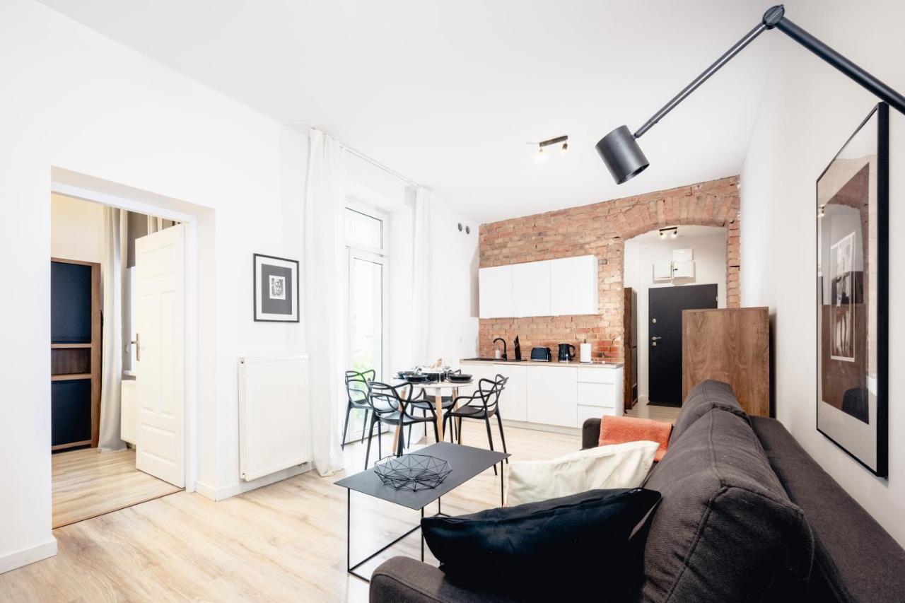 Apartment Pamiatkowa 11, 2 Rooms, Self Check In 24h *