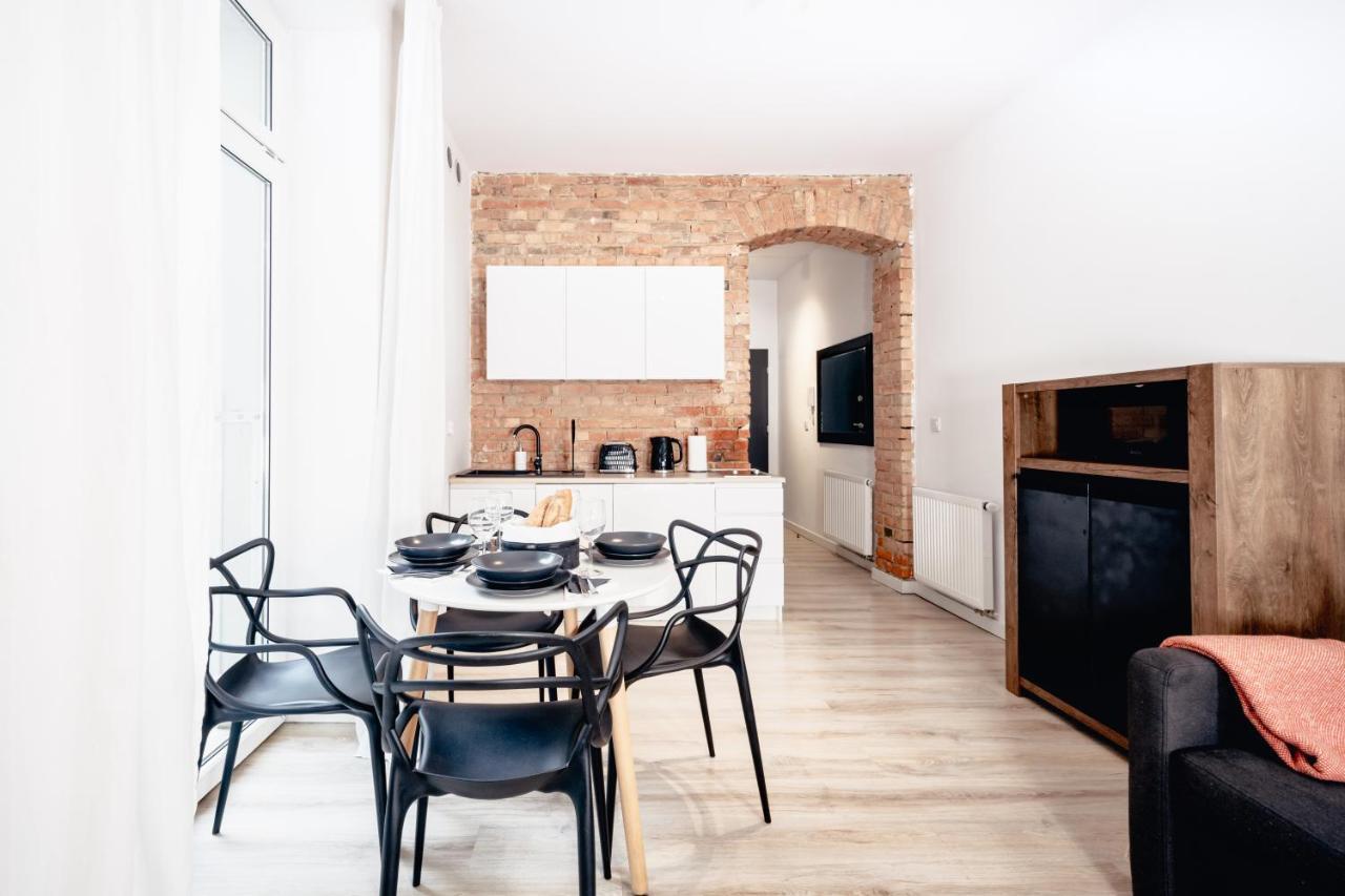 Apartment Pamiatkowa 11, 2 Rooms, Self Check In 24h