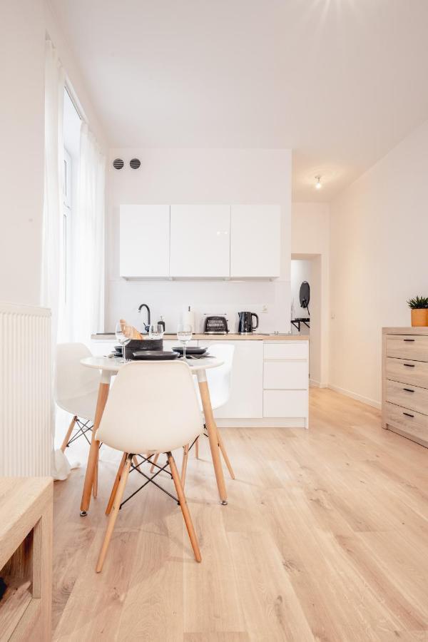 Apartment Pamiatkowa 11, 2 Rooms, Self Check In 24h Posen